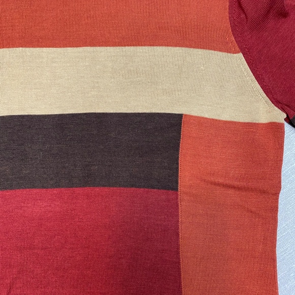 Lightweight Colorblock Sweater - Picture 4 of 5